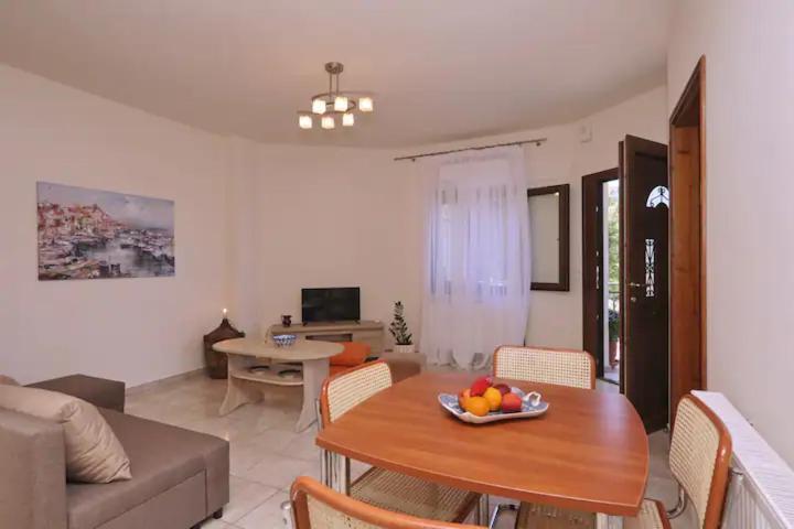 Skopelos Chara'S Lux Apartment Exterior photo